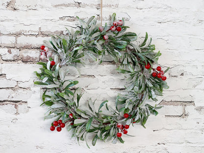 Fleur Fir Wreath with Snow & Berries