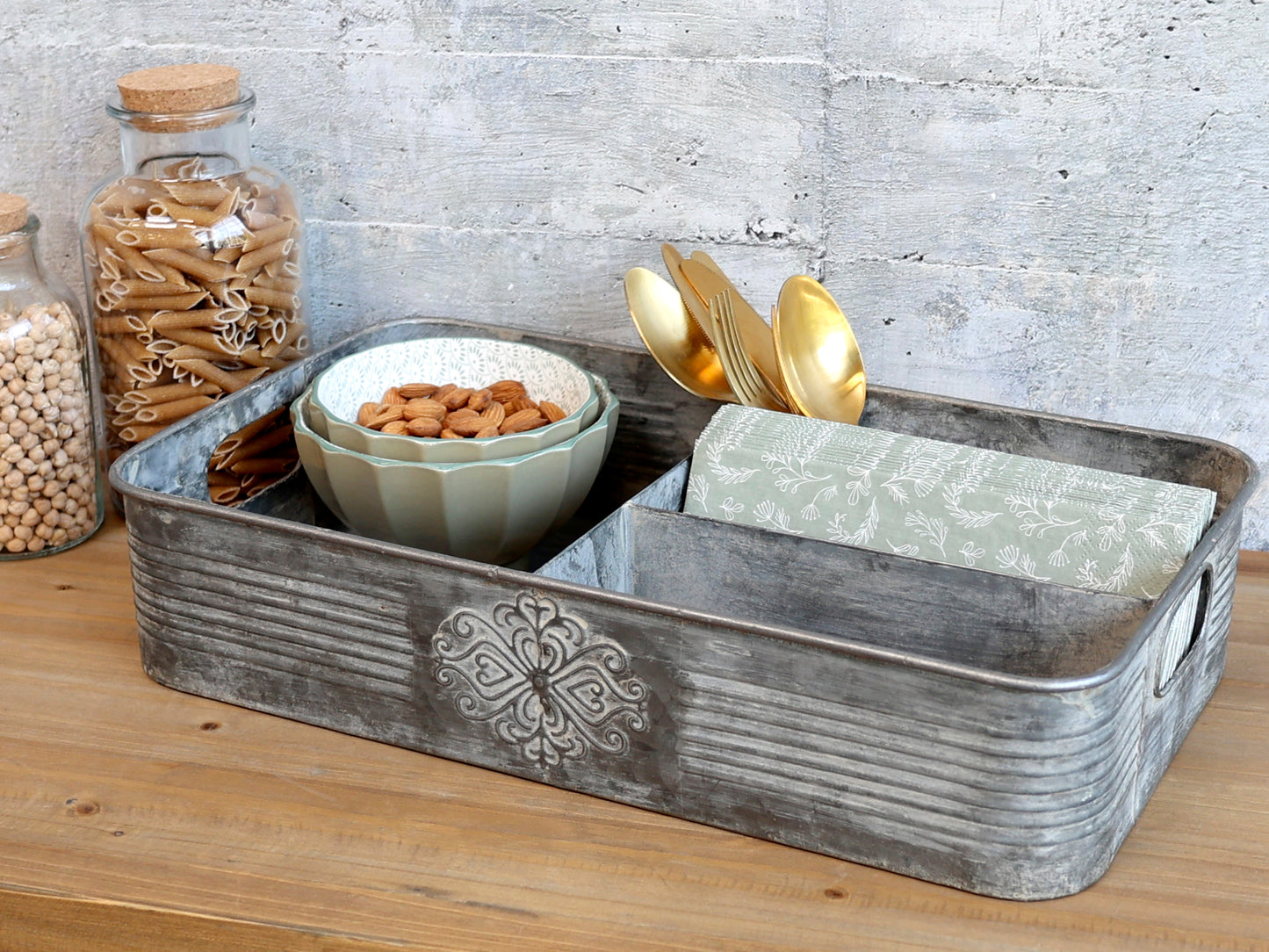 Metal Tray with 4 Compartments